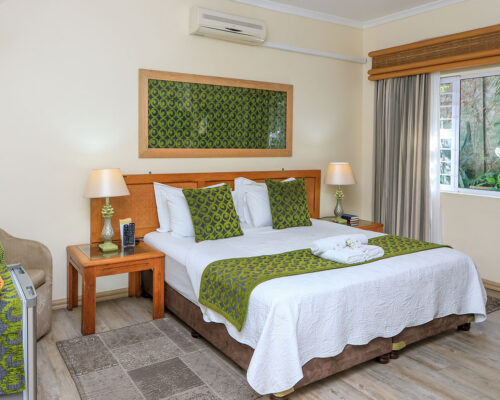 Centre Court B&B Accommodation Centre Court Bed & Breakfast in Durban