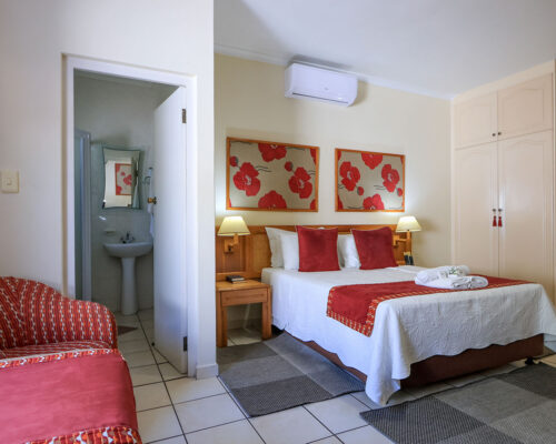 Centre Court B&B Accommodation Centre Court Bed & Breakfast in Durban