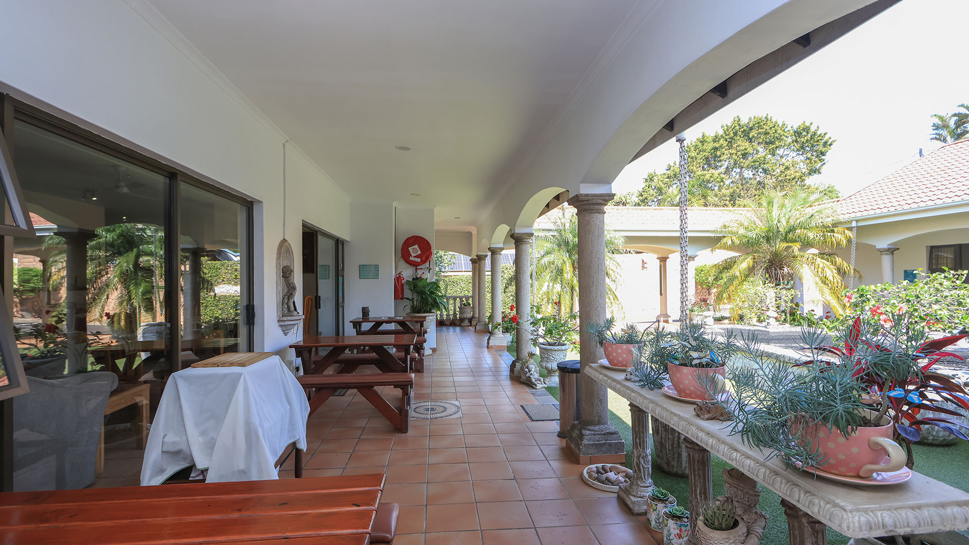 Centre Court Bed & Breakfast in Durban