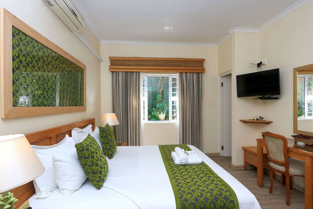 Centre Court Bed & Breakfast in Durban