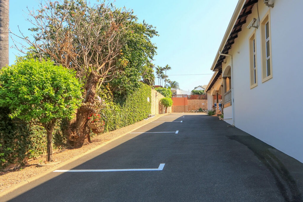 Centre Court Bed & Breakfast in Durban