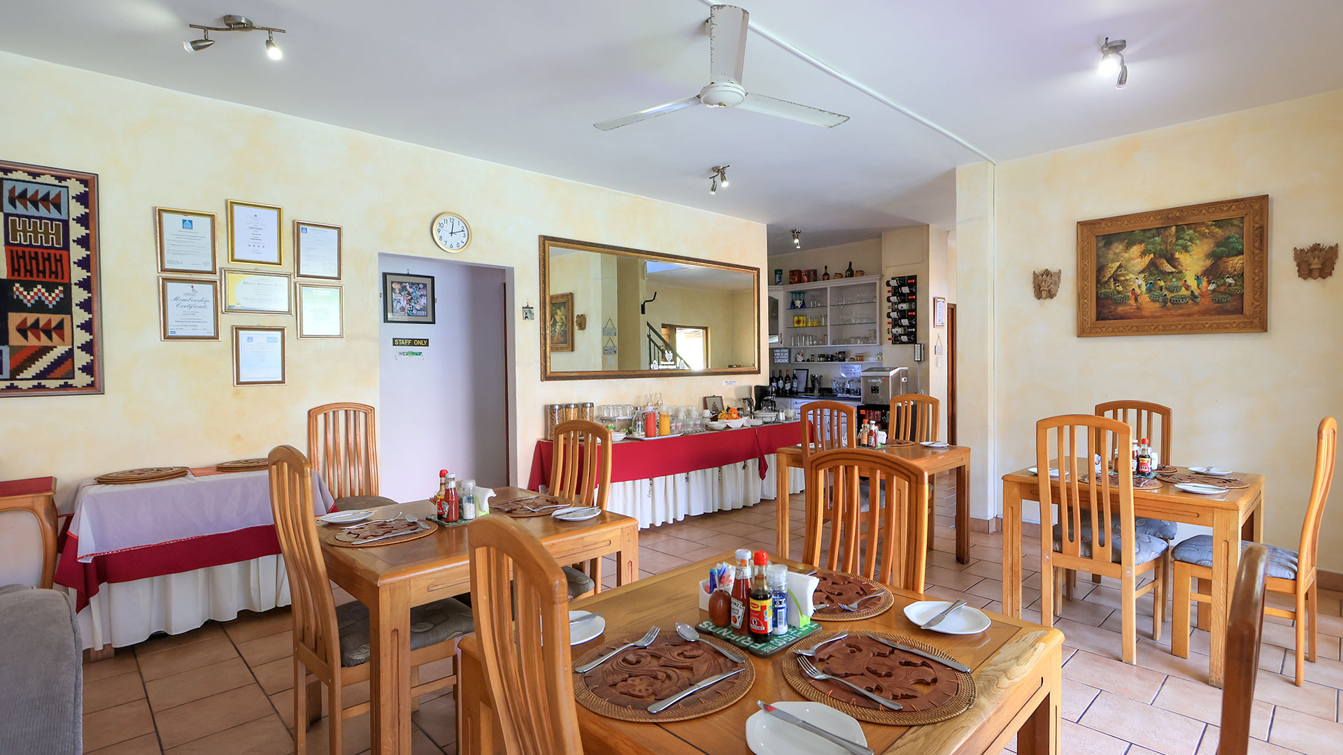 Centre Court Bed & Breakfast in Durban